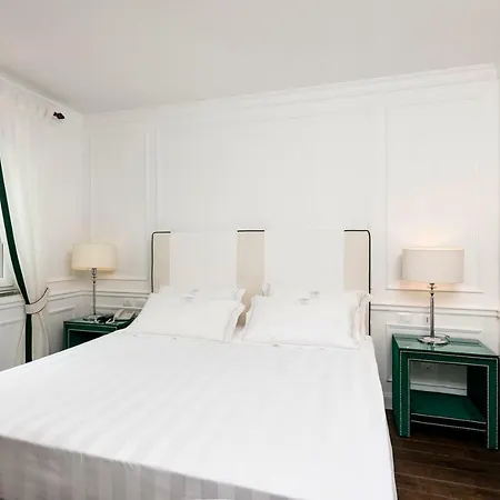 Casa Tua Hotel *